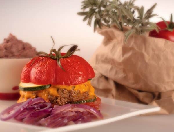 Burgers de tomates et purée de haricots rouges