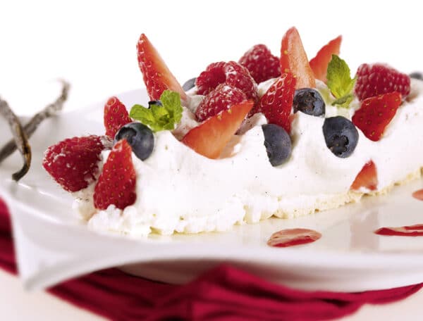 Pavlova aux fruits rouges